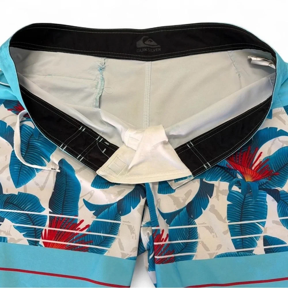 Quiksilver Blue Tropical Floral Boardshorts
